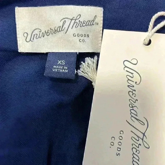 Universal Thread Button-Down Shirtdress - Picture 6 of 7